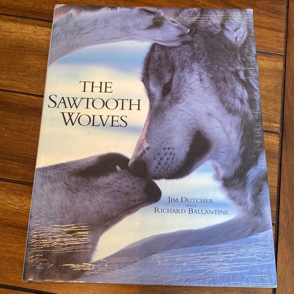 The sawtooth wolves Vintage book